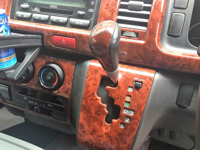 トヨタハイエースバン小型（2t・3t）[写真25]