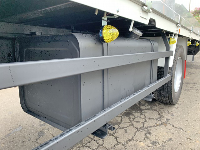 三菱ふそうファイターセルフクレーン4段増トン（6t・8t）[写真18]