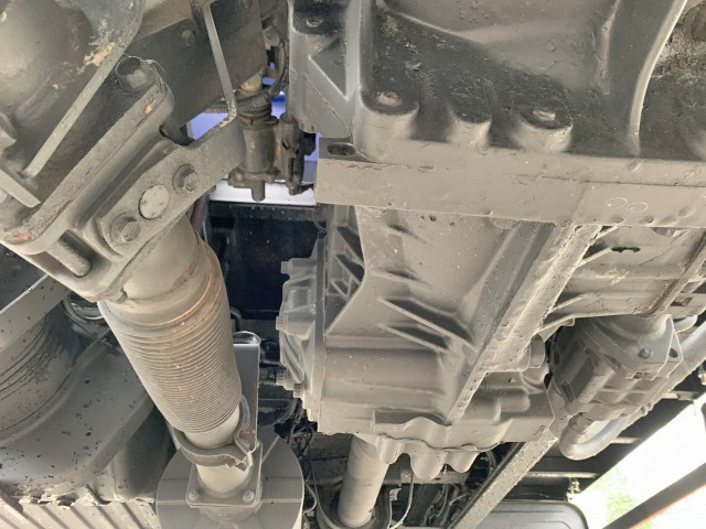 三菱ふそうファイターセルフクレーン4段増トン（6t・8t）[写真21]