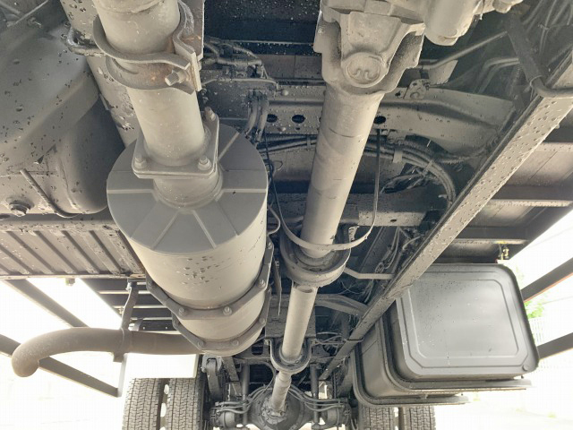 三菱ふそうファイターセルフクレーン4段増トン（6t・8t）[写真22]