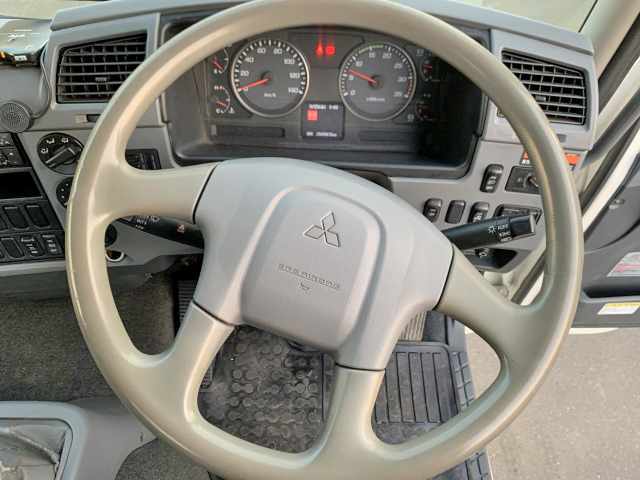 三菱ふそうファイターセルフクレーン4段増トン（6t・8t）[写真34]