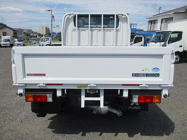 三菱ふそうキャンターガッツダブルキャブ（Wキャブ）小型（2t・3t）[写真10]
