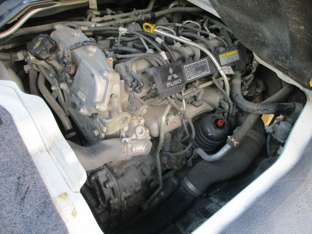 三菱ふそうキャンターガッツダブルキャブ（Wキャブ）小型（2t・3t）[写真17]