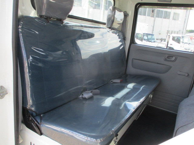 三菱ふそうキャンターガッツダブルキャブ（Wキャブ）小型（2t・3t）[写真21]