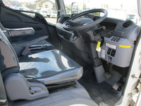 三菱ふそうキャンターガッツダブルキャブ（Wキャブ）小型（2t・3t）[写真23]