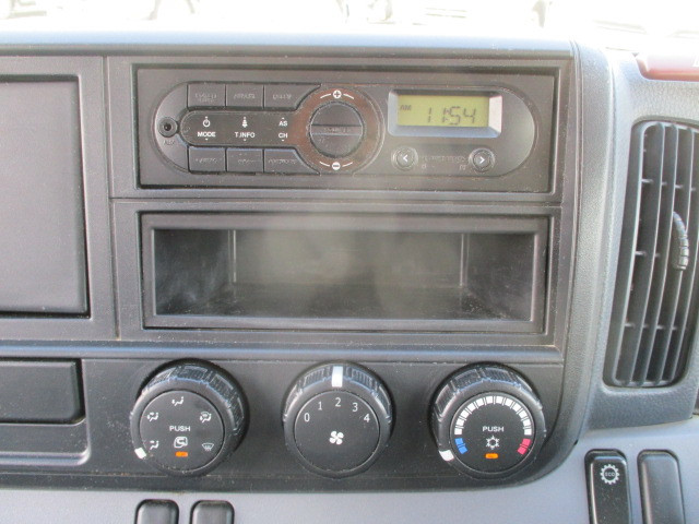 三菱ふそうキャンターガッツダブルキャブ（Wキャブ）小型（2t・3t）[写真25]