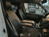 トヨタハイエースバン小型（2t・3t）[写真20]