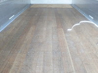 いすゞエルフアルミウイング小型（2t・3t）[写真11]