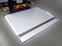 いすゞエルフアルミウイング小型（2t・3t）[写真14]