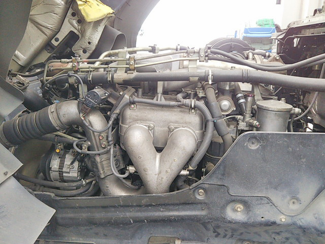 いすゞギガアルミウイング大型（10t）[写真25]