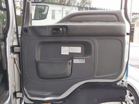 いすゞギガアルミウイング大型（10t）[写真29]