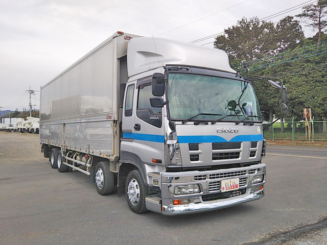 いすゞギガアルミウイング大型（10t）[写真03]