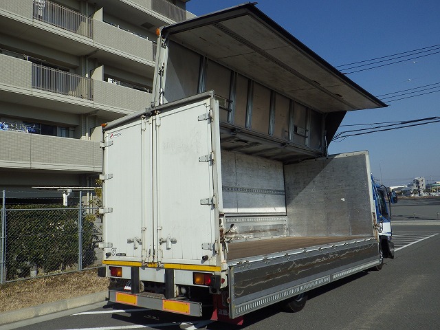 いすゞフォワードアルミウイング中型（4t）[写真02]