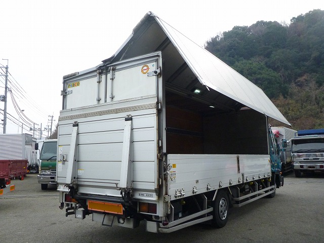 いすゞフォワードアルミウイング中型（4t）[写真02]