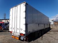 いすゞギガアルミウイング大型（10t）[写真02]