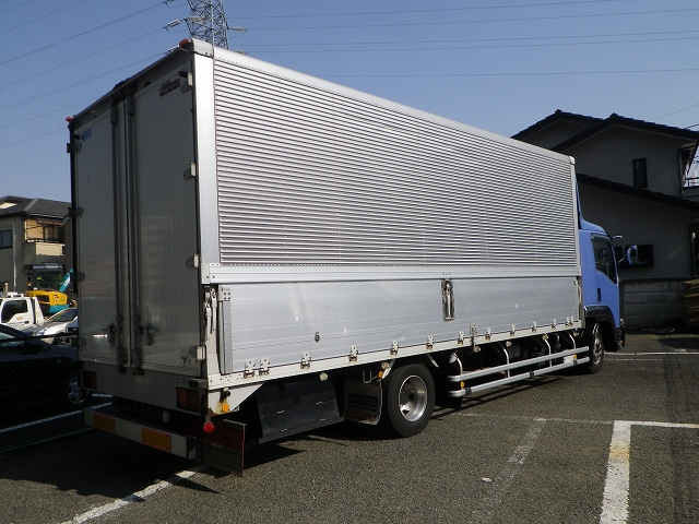 いすゞフォワードアルミウイング中型（4t）[写真02]