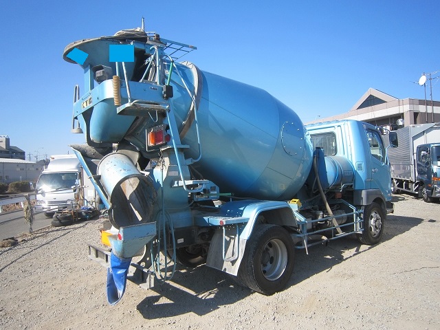 三菱ふそうファイターミキサー車（コンクリートミキサー）増トン（6t・8t）[写真02]