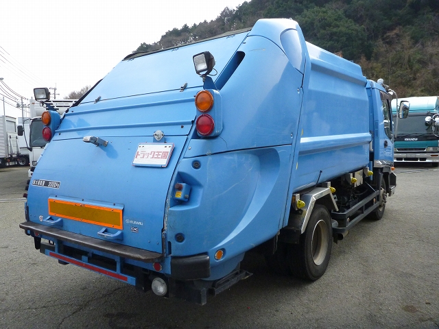 いすゞフォワードパッカー車（塵芥車）中型（4t）[写真02]