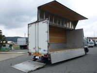 いすゞフォワードアルミウイング中型（4t）[写真02]