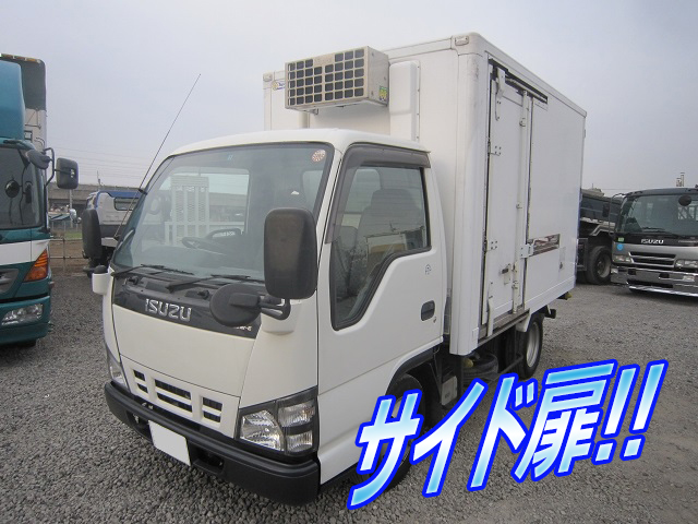 いすゞエルフ冷凍車（冷蔵車）小型（2t・3t）[写真01]