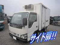 いすゞエルフ冷凍車（冷蔵車）小型（2t・3t）[写真01]