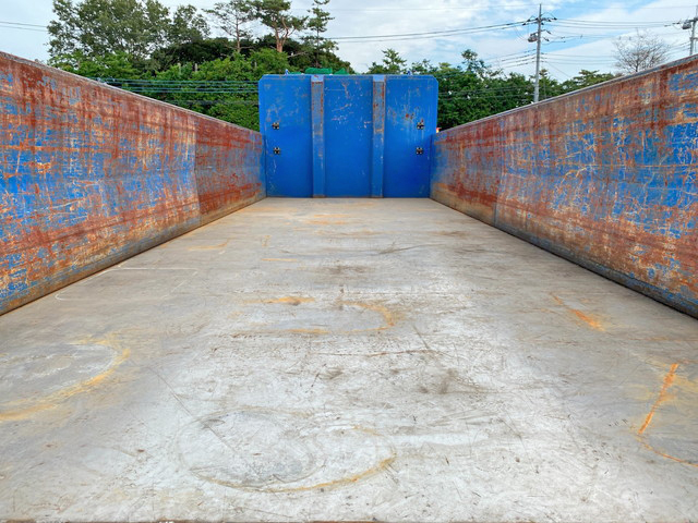 日野レンジャー平ボディ増トン（6t・8t）[写真11]