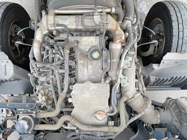 日野レンジャー平ボディ増トン（6t・8t）[写真24]