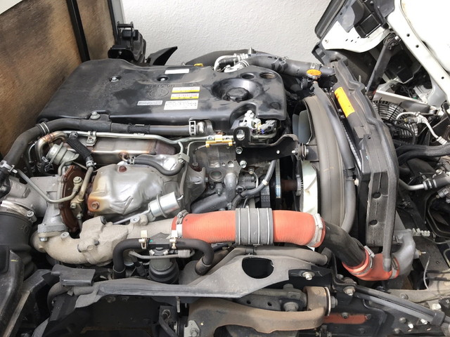 いすゞエルフ平ボディ小型（2t・3t）[写真18]