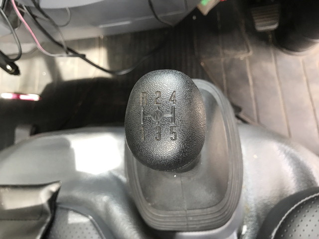 いすゞエルフ平ボディ小型（2t・3t）[写真27]