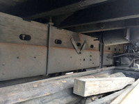 UDトラックスコンドル平ボディ増トン（6t・8t）[写真15]