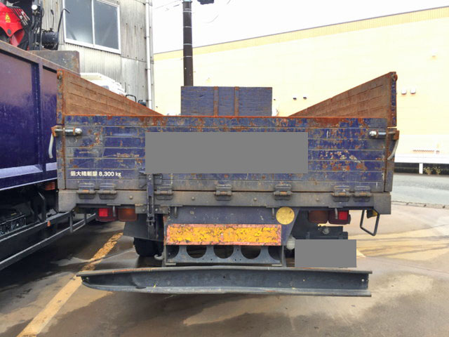 UDトラックスコンドル平ボディ増トン（6t・8t）[写真08]