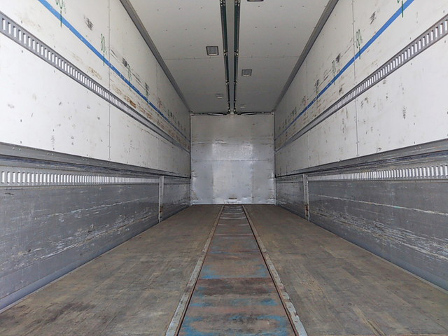 日野プロフィアアルミウイング大型（10t）[写真13]