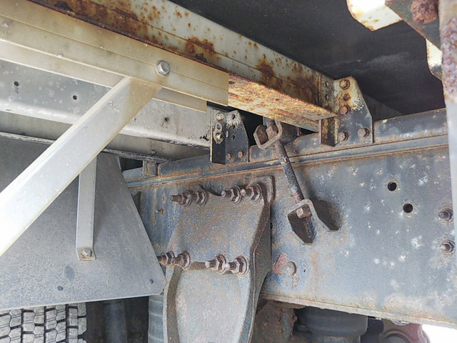 日野プロフィアアルミウイング大型（10t）[写真27]