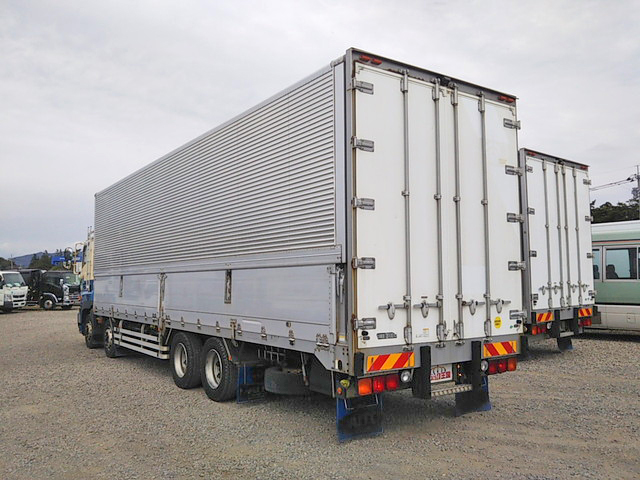 日野プロフィアアルミウイング大型（10t）[写真04]