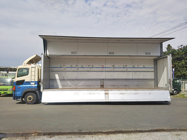 日野プロフィアアルミウイング大型（10t）[写真06]