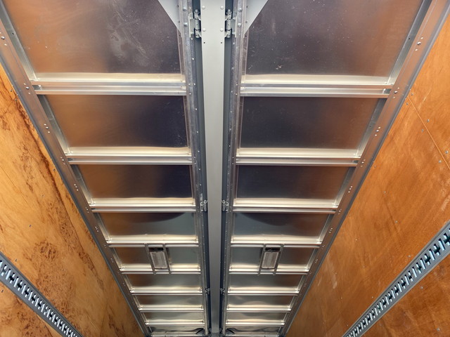 日野レンジャーアルミウイング増トン（6t・8t）[写真16]