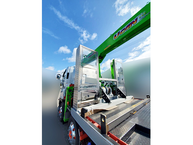 いすゞギガセーフティクレーン5段大型（10t）[写真10]