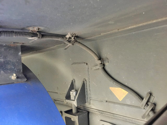 いすゞエルフパッカー車（塵芥車）小型（2t・3t）[写真24]