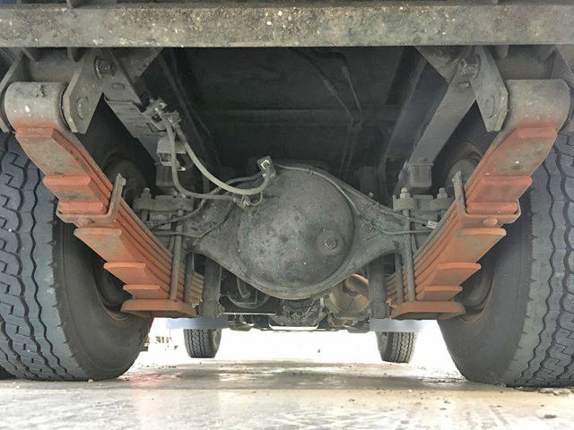 いすゞエルフパッカー車（塵芥車）小型（2t・3t）[写真27]