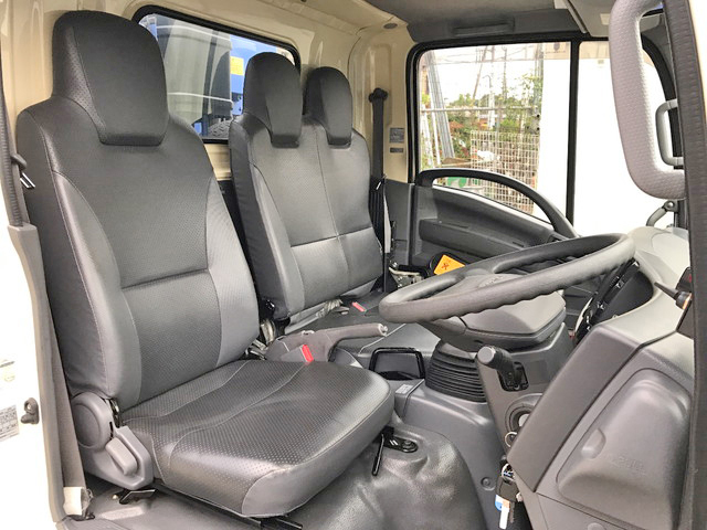 いすゞエルフパッカー車（塵芥車）小型（2t・3t）[写真33]