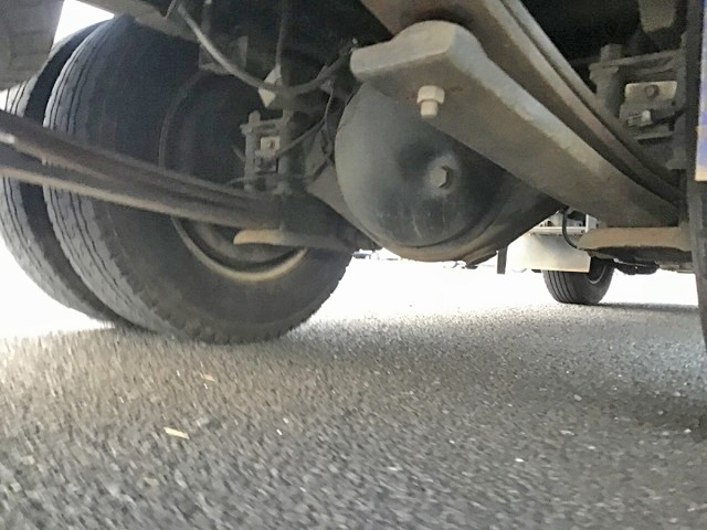 いすゞエルフ冷凍車（冷蔵車）小型（2t・3t）[写真16]