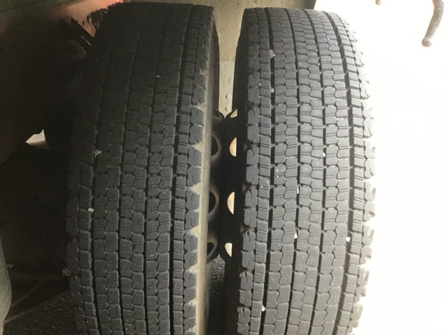 日野プロフィアアルミブロック大型（10t）[写真23]