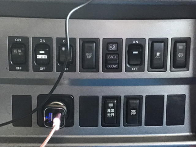 日野プロフィアアルミブロック大型（10t）[写真29]