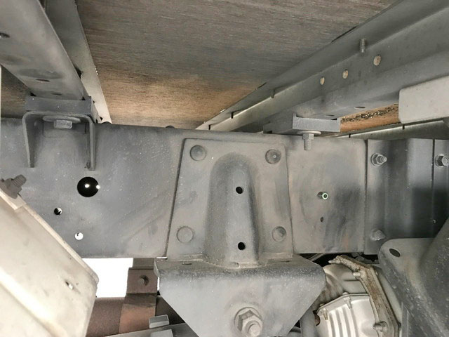 いすゞエルフパネルバン小型（2t・3t）[写真12]