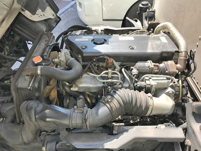 いすゞエルフパネルバン小型（2t・3t）[写真14]