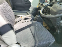 いすゞエルフパネルバン小型（2t・3t）[写真16]