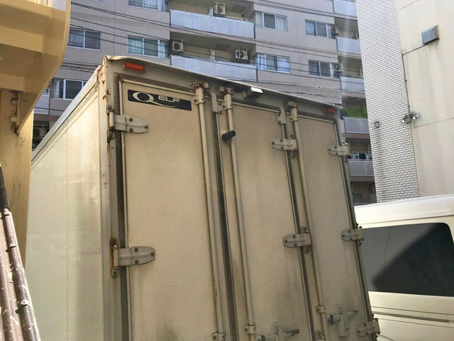 いすゞエルフパネルバン小型（2t・3t）[写真07]