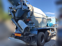 UDトラックスビッグサムミキサー車（コンクリートミキサー）大型（10t）[写真02]