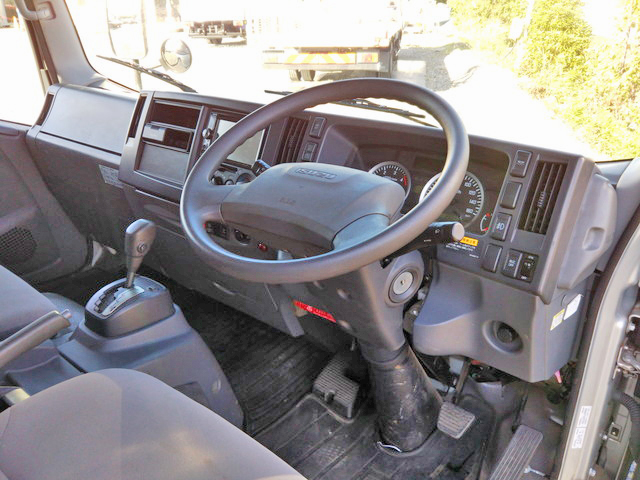 いすゞエルフユニック5段小型（2t・3t）[写真33]