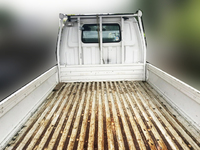 日産バネット平ボディ小型（2t・3t）[写真10]